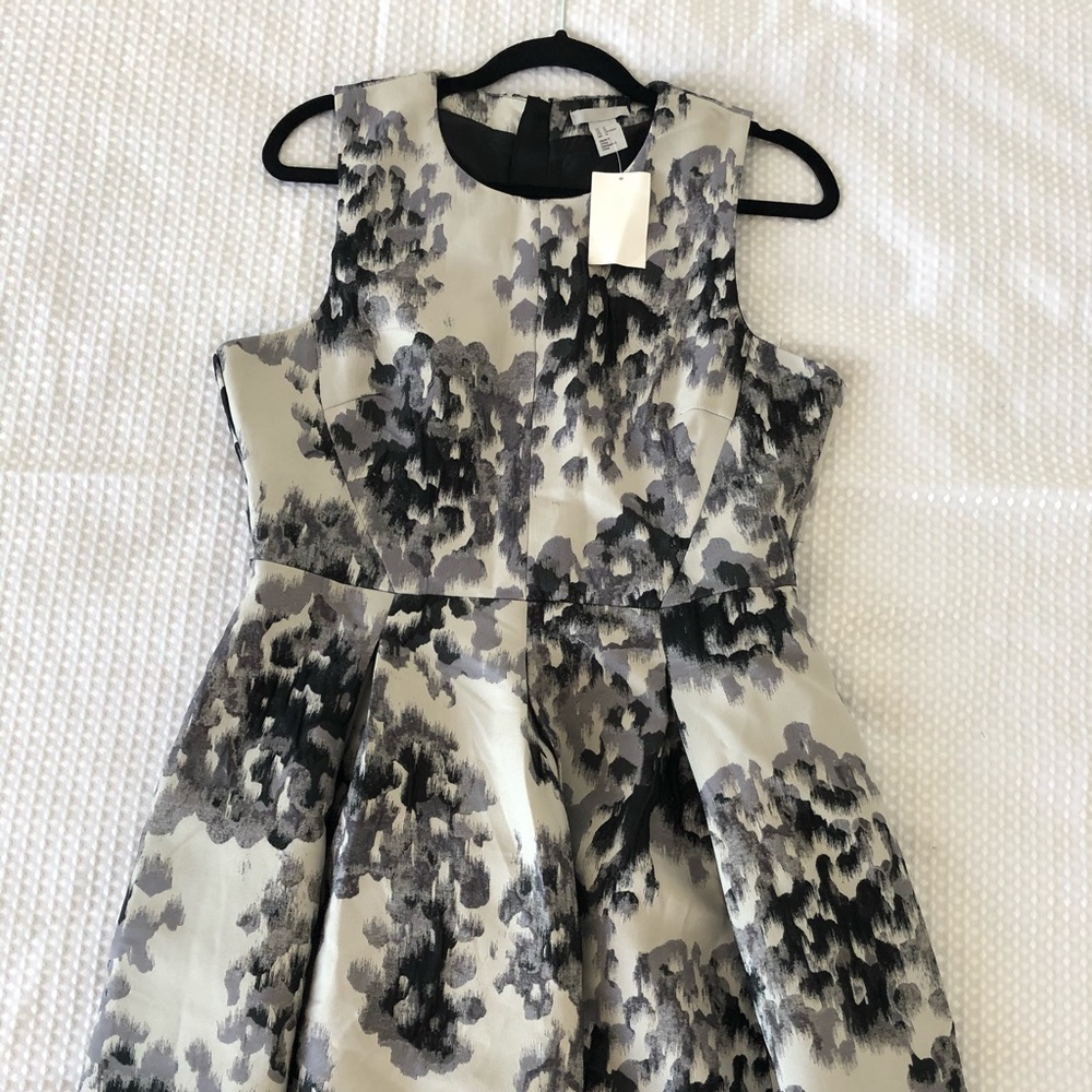 **‼️SOLD‼️** Dress by H&M
